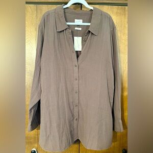 Button-Front Shirt in Brown